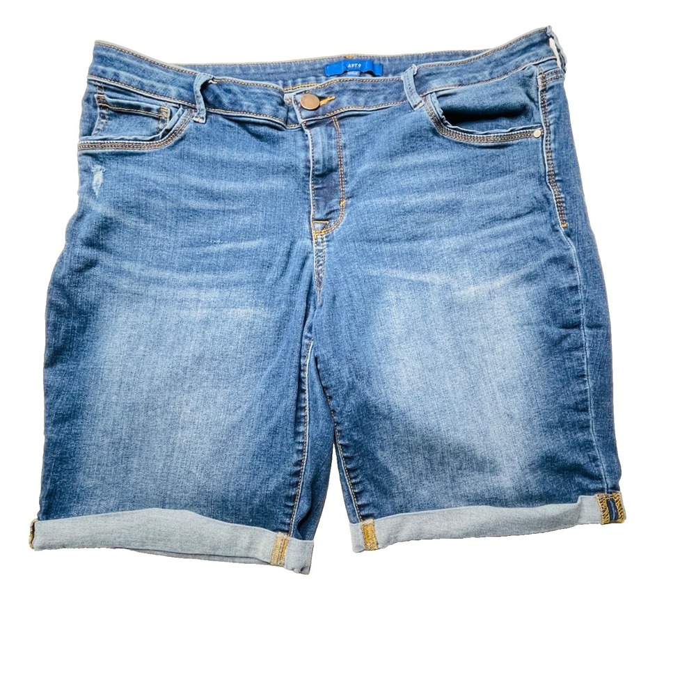 Apt 9 Bermuda Shorts Womens 18 Light Wash Stretch Denim Cuffed Plus Size 18